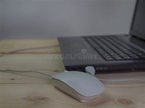 Mouse Computer at Floor に対する画像結果