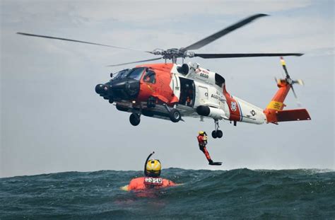 Us Coast Guard Search and Rescue に対する画像結果