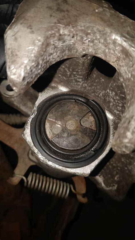 Brake Caliper Piston Boot に対する画像結果