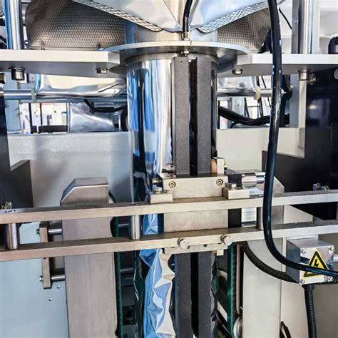 VFFS Packing Machine | Vertical Form Fill Seal Packaging Machines ...