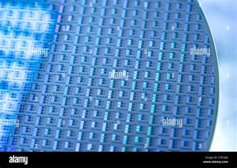Microprocessor Silicon Wafer に対する画像結果