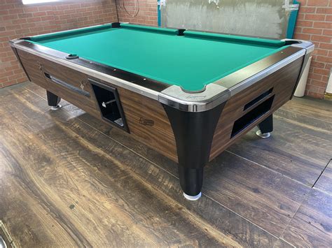 Toradh íomhá ar Coin-Op Pool Table