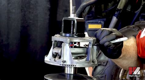 Polaris Drive Clutch Rebuild Part 1 に対する画像結果