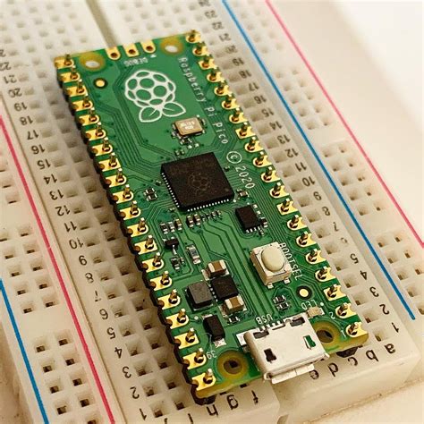 Raspberry Pi Pico and Notepad に対する画像結果