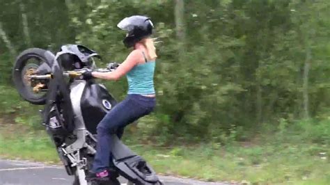 Afbeeldingsresultaten voor Female Motorcycle Crashes