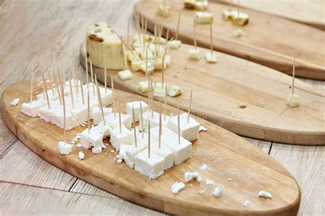 In-Store Sampling Cheese に対する画像結果