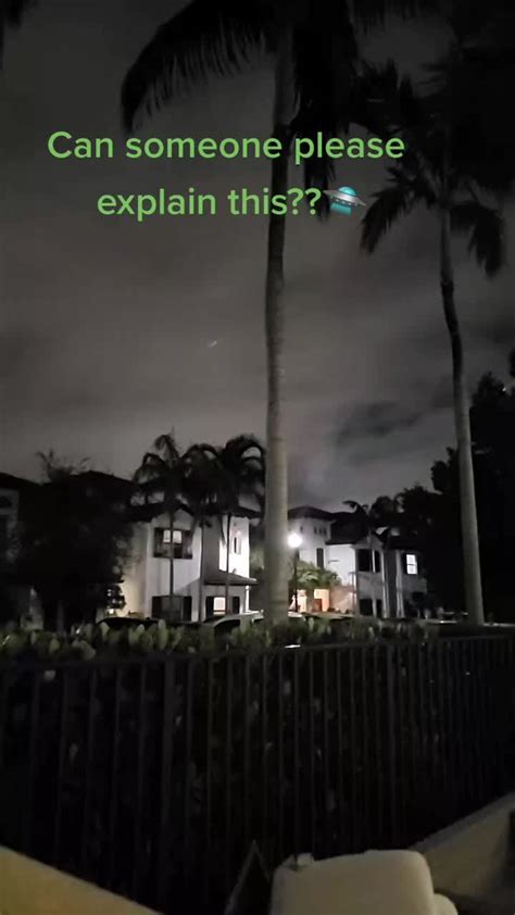 Toradh íomhá ar Please Explain This Image