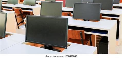 Computer without Keyboard and Background ਲਈ ਪ੍ਰਤੀਬਿੰਬ ਨਤੀਜਾ