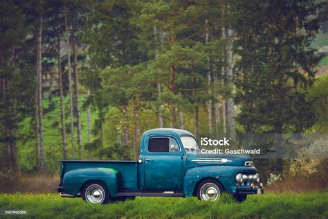 Image result for Pick Up Renault Oldtimer