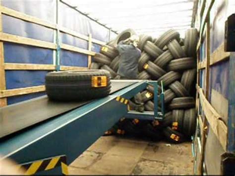 Toradh íomhá ar Caljan Container Unloading