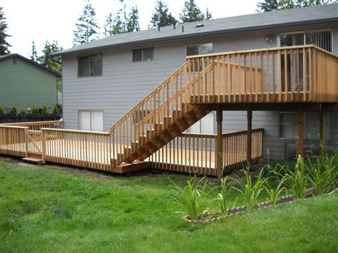 Afbeeldingsresultaten voor Double Level Deck Designs