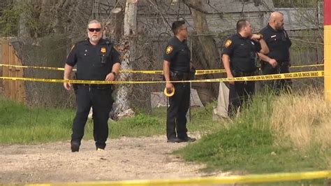 Car Insurance Building માટે ઇમેજ પરિણામ