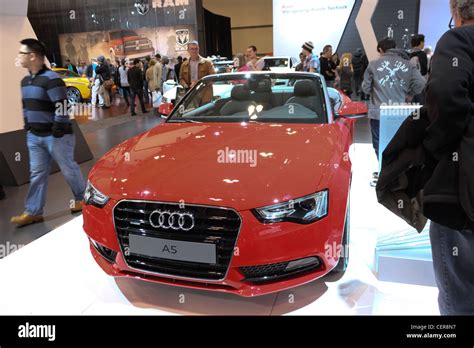 Audi A5 Red Convertible に対する画像結果