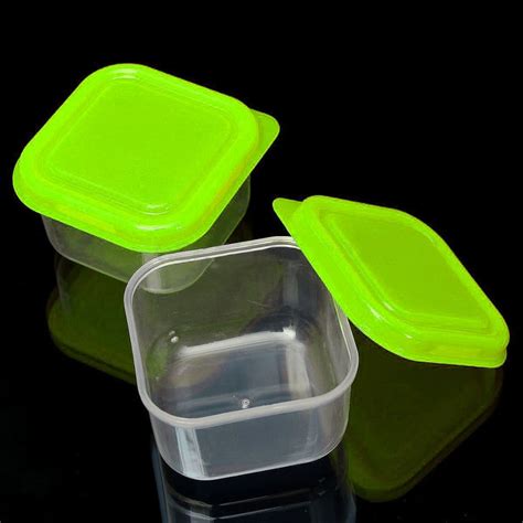 Résultat d’images pour Small Square Plastic Containers