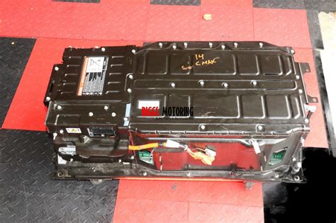Ford C-MAX 12V Battery に対する画像結果