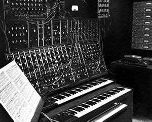 Robert Moog Synthesizer に対する画像結果