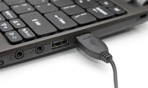 Toradh íomhá ar USB Plug into Computer