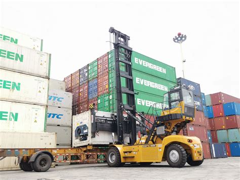 Image result for Kone Container Handler Machine