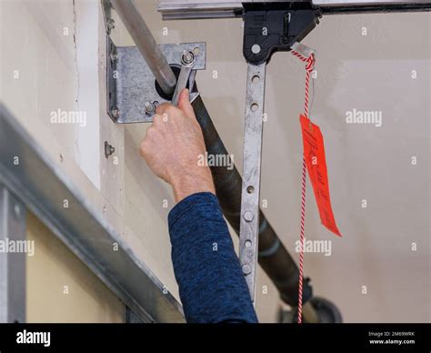 Up and Over Garage Door Fitting Instructions に対する画像結果