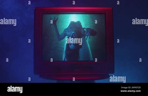 Creepy Old Film Footage に対する画像結果