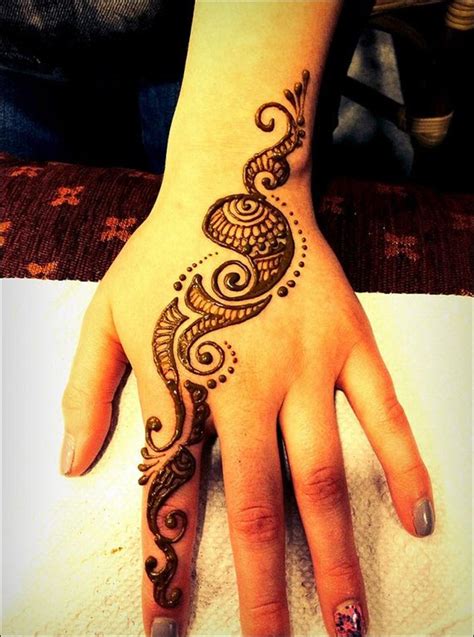 Toradh íomhá ar Mehndi Design Single Line