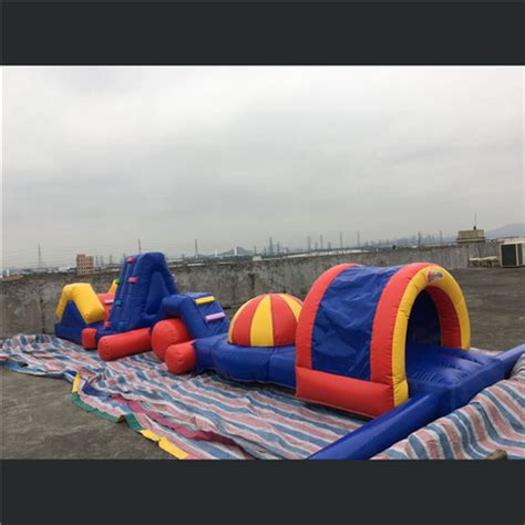 Toradh íomhá ar Inflatable Pool Obstacle Course