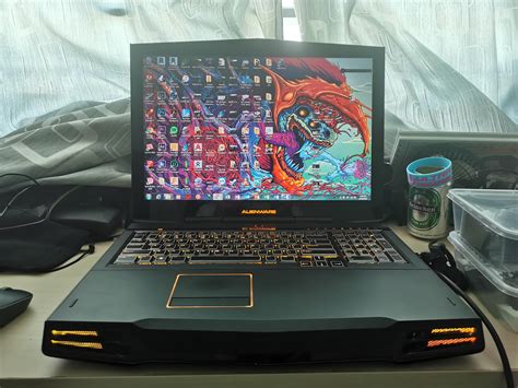 Alienware M17x R1 に対する画像結果