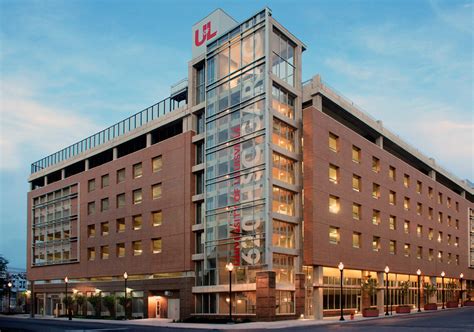 Award-Winning Education Architecture に対する画像結果