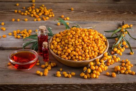 How to Tan Naturally - 3 Simple Ways to Tan (No Chemicals)