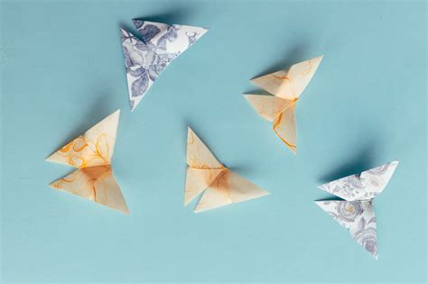 Sticky-Note Butterfly Origami に対する画像結果