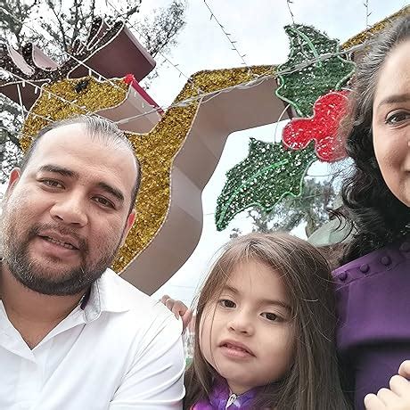 Toradh íomhá ar Netflix Protector Cast