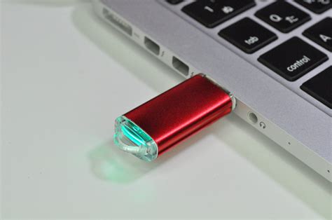 USB-Stick Arduino に対する画像結果
