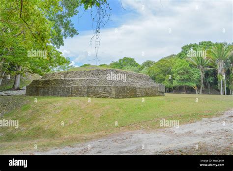 Ancient Mayan Ruins in Belize に対する画像結果
