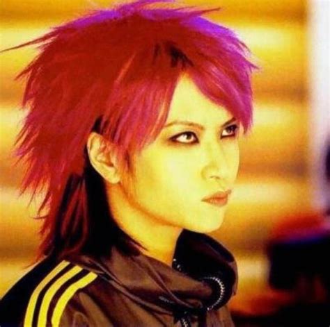 Toradh íomhá ar How to Hide a Feature Wallpaper