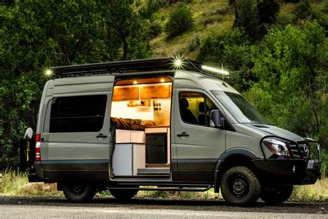 Dodge Sprinter Van Camper に対する画像結果