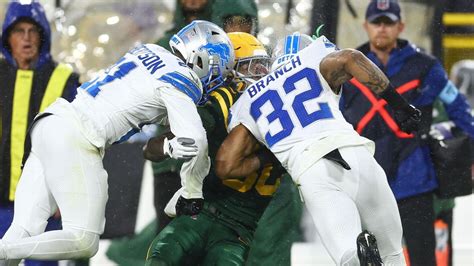 NFL Ejected に対する画像結果