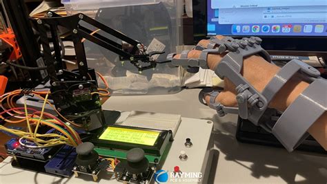 Arduino Robotic Arm Project に対する画像結果