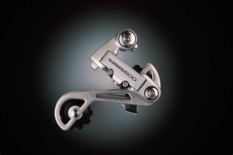 Vintage Shimano 600 6207 Rear Derailleur に対する画像結果