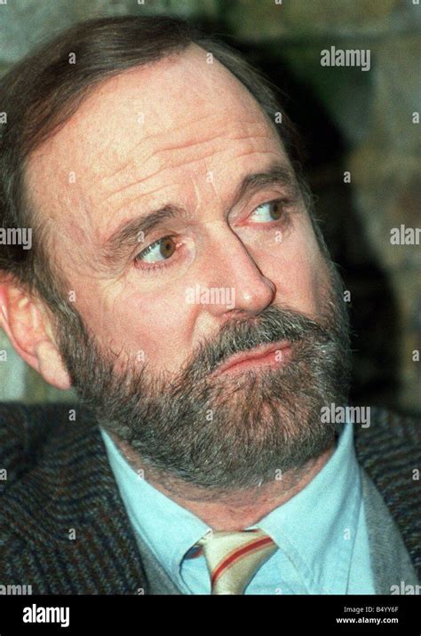 John Cleese as a German に対する画像結果