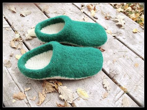 Toradh íomhá ar Free Felted Clog Slipper Pattern