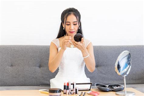 Doing My Makeup に対する画像結果