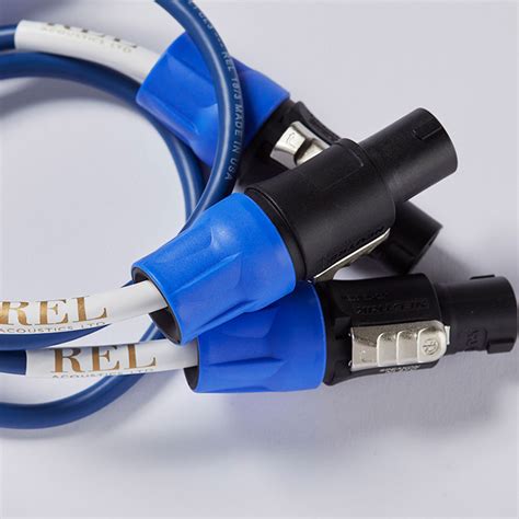 Line Array to Amplifier Connector に対する画像結果