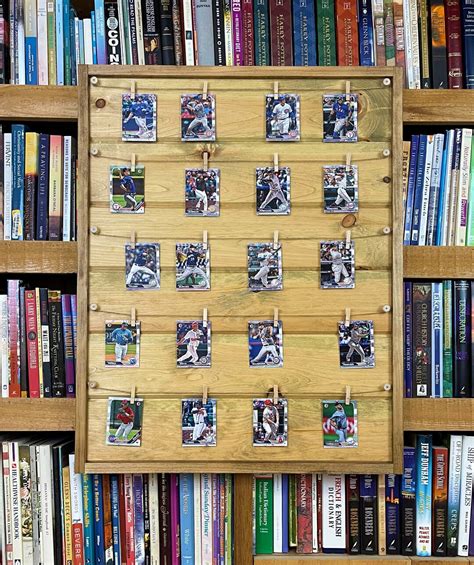 Pitcher Baseball Card Display に対する画像結果