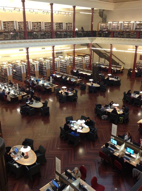 Uoft Victoria Library に対する画像結果