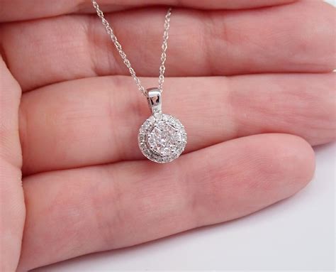 Afbeeldingsresultaten voor Diamond Necklace