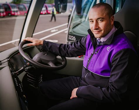 Toradh íomhá ar Bus Driver Uniform
