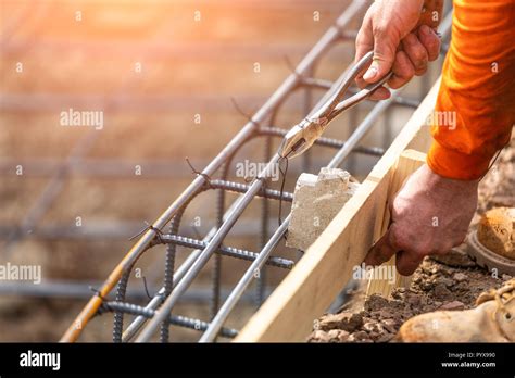 Plier and Cutter Tool ਲਈ ਪ੍ਰਤੀਬਿੰਬ ਨਤੀਜਾ