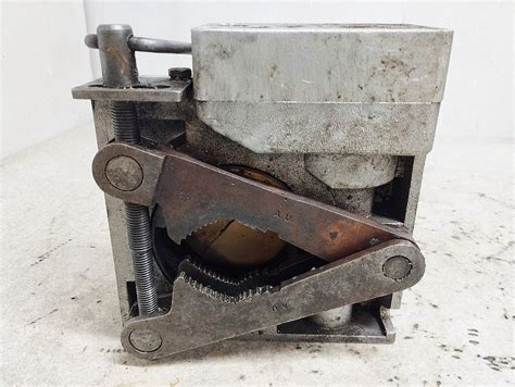 Afbeeldingsresultaten voor Rotostock Pipe Threading Machine