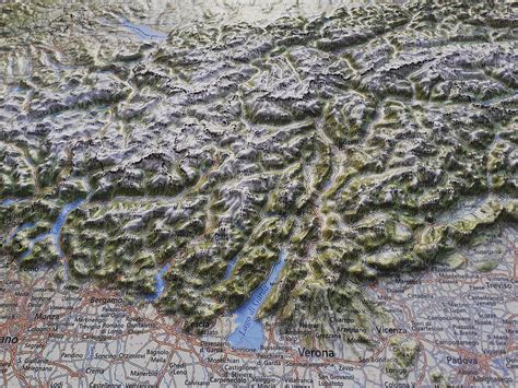 3D Map of Alps に対する画像結果
