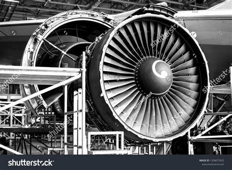 Plane Engine Front View に対する画像結果